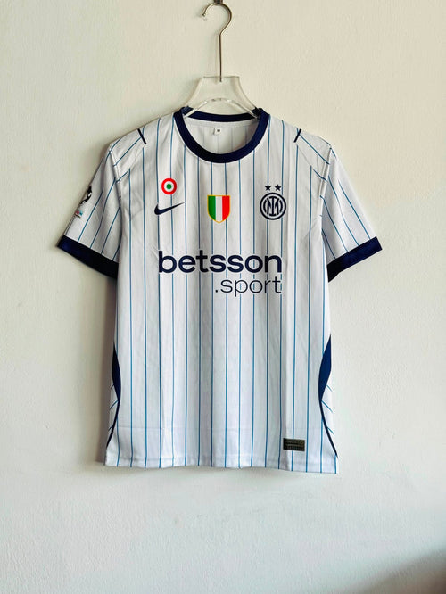 Inter Milan 26-27 Away Kit – LAUTARO #10
