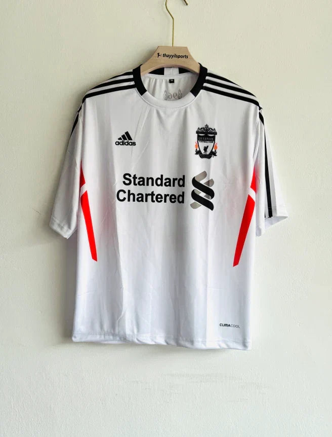 LIVERPOOL 2011-12 AWAY KIT TORRES FIVESLEEVE