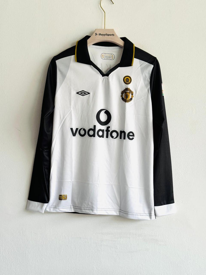 Umbro Manchester United 2001-02 away Football Jersey